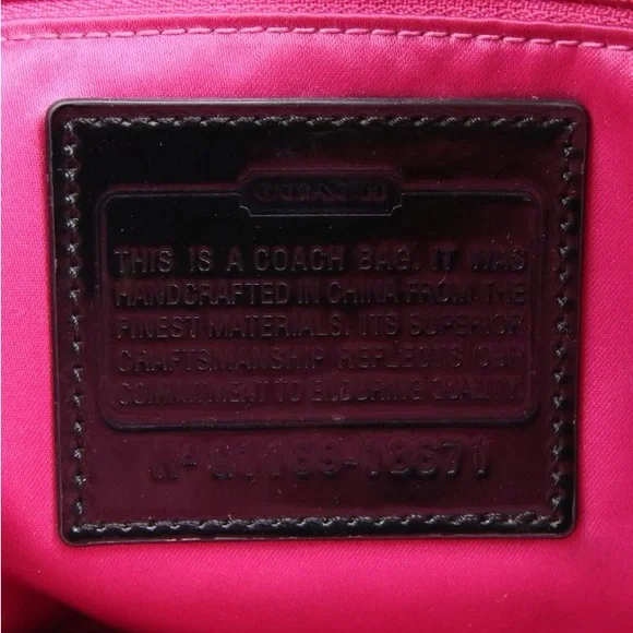 Coach liquid Gloss Black Poppy Quilted Shoulder Bag - Picture 5 of 11